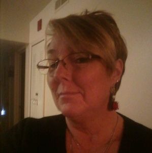 Meet your Posher, Cheri